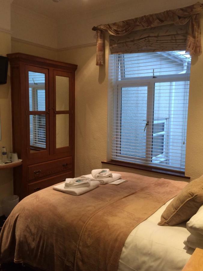 سيدموث Southcombe Guesthouse المظهر الخارجي الصورة